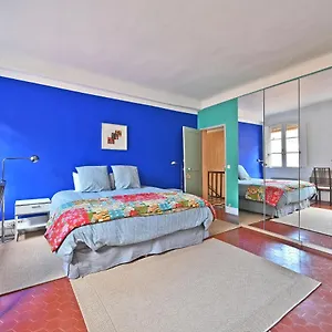 Les Felibres Apartment Avignon